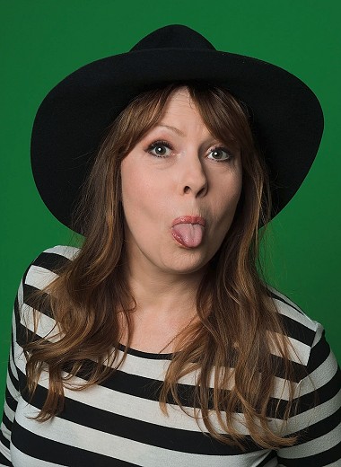 Katie Freudenschuss @ Kleines Fest