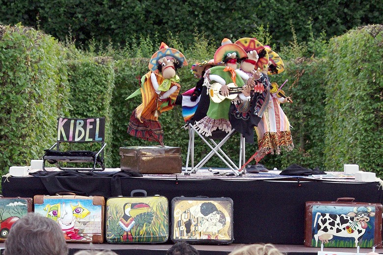 Laura Kibel @ Kleines Fest