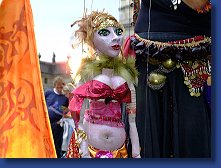 Kleines Fest - Mangs Maskentheater