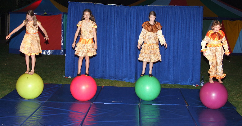 Kleines Fest - Kinderzirkus Rastellino (TPZ Lingen)