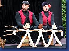 Kleines Fest - Two Hands Theatre